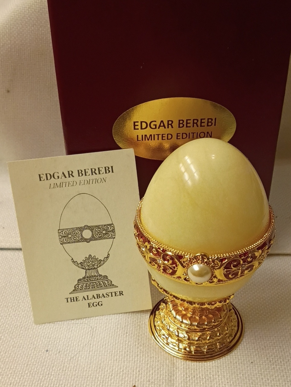 Limited Edition Alabaster Egg - Cream and Gold By Edgar Berebi, New In Box